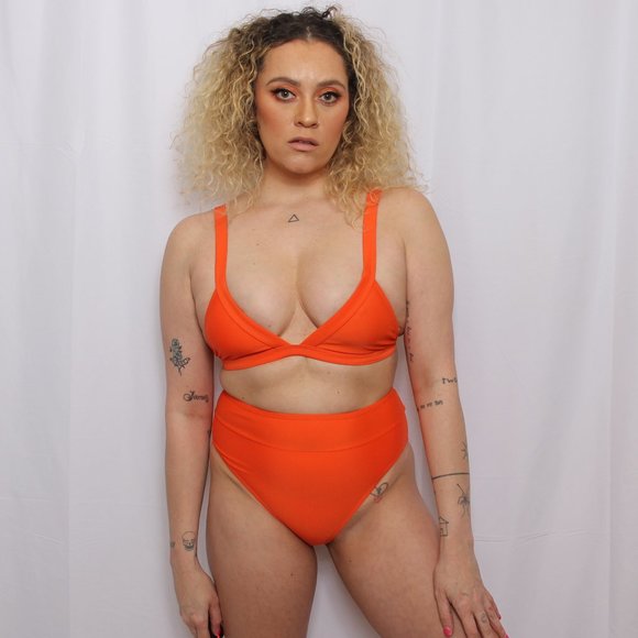 High Waist cheeky bottom triangle bikini in Orange - Picture 1 of 3